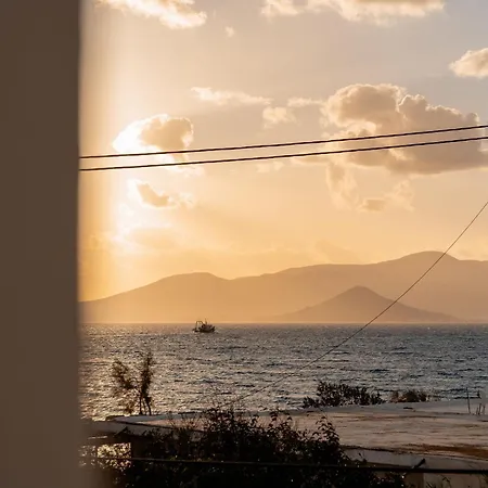 Yara 40m From The Jacuzzi & Rooftop Апартаменты *