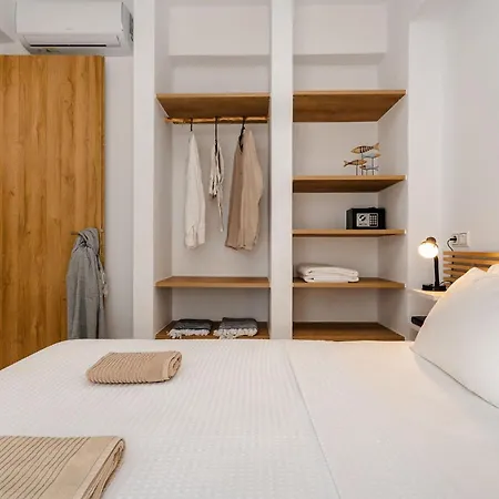 Yara 40m From The Jacuzzi & Rooftop Апартаменты *