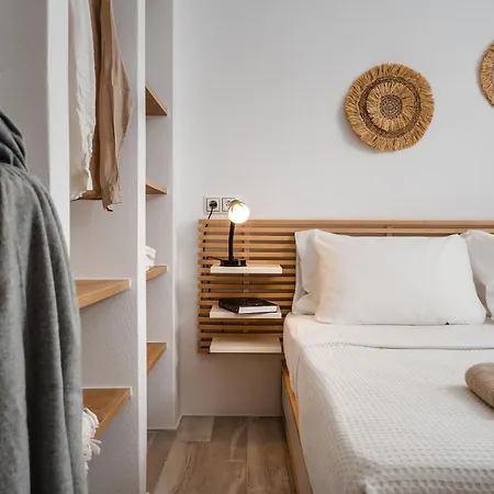 Yara 40m From The Jacuzzi & Rooftop Айя-Анна