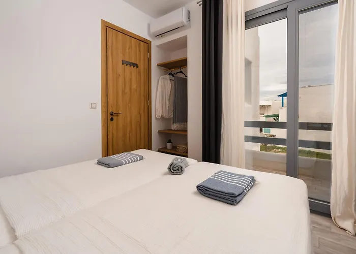 Yara 40m From The Jacuzzi & Rooftop Lejlighed Agia Anna (Naxos)