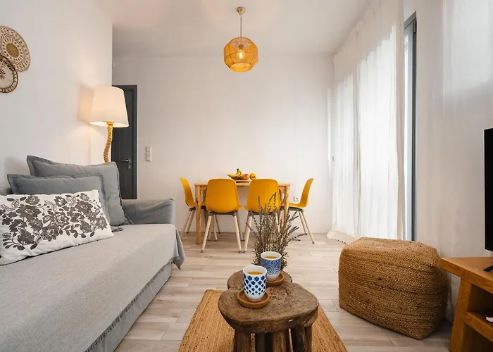 Yara 40m From The Jacuzzi & Rooftop