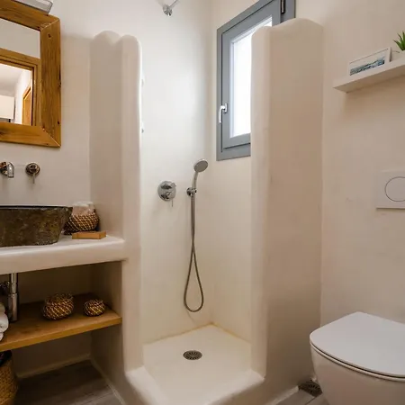 Yara 40m From The Jacuzzi & Rooftop Διαμέρισμα Αγία Άννα