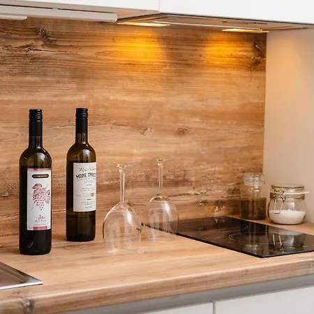 Διαμέρισμα Yara 40m From The Jacuzzi & Rooftop Αγία Άννα