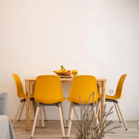 Διαμέρισμα Yara 40m From The Jacuzzi & Rooftop