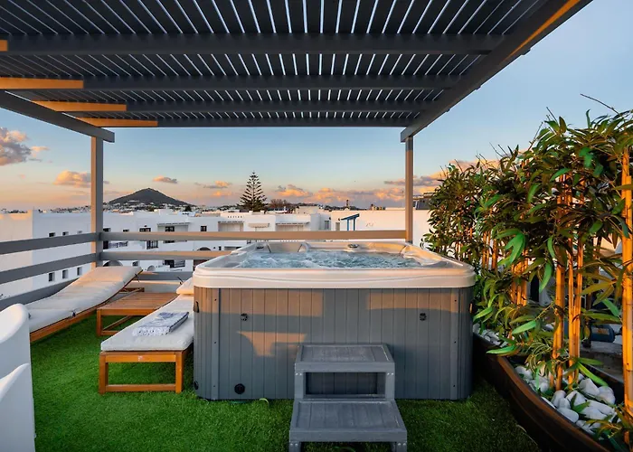 Yara 40m From The Jacuzzi & Rooftop Апартаменты