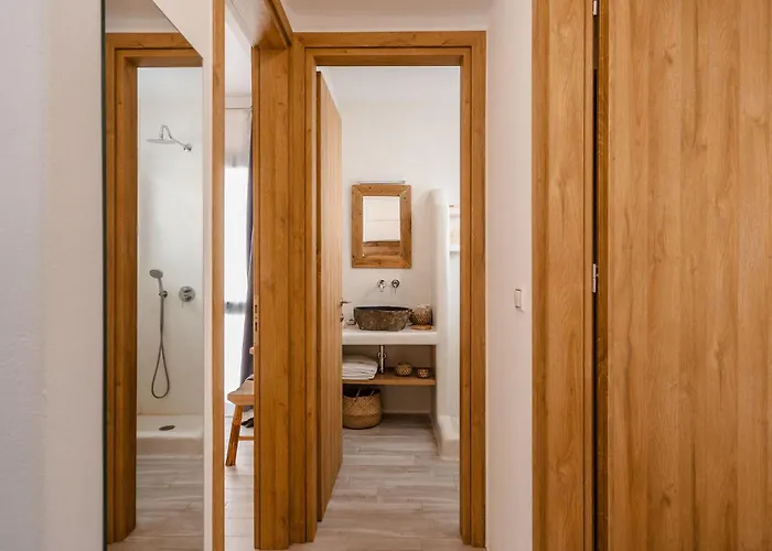 Yara 40m From The Jacuzzi & Rooftop *