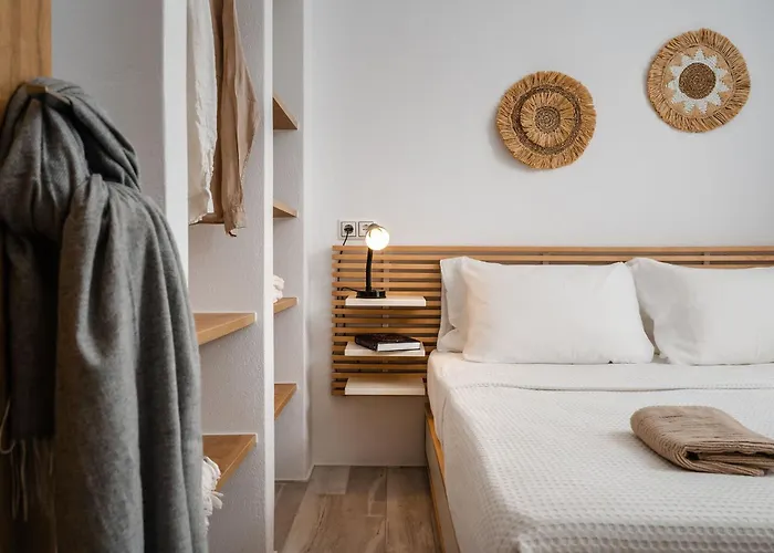 Yara 40m From The Jacuzzi & Rooftop Айя-Анна